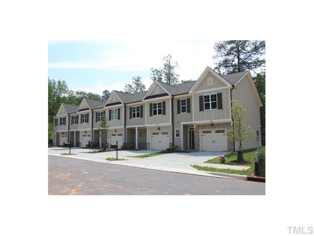 Primary Photo - 2121 Scarlet Maple Dr