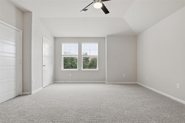 Building Photo - 113 Bastian Ln