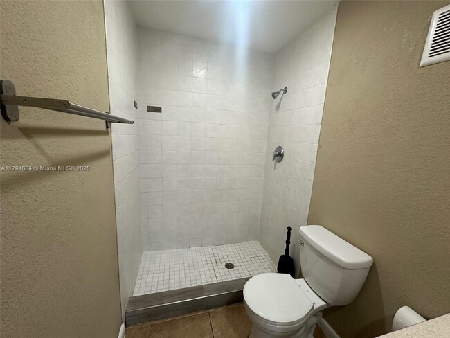 Building Photo - 2830 NW 55th Ave