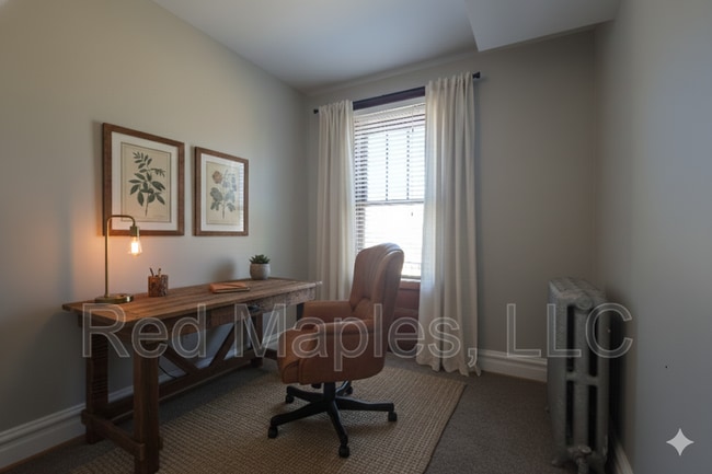 Building Photo - 3421 Iowa Ave