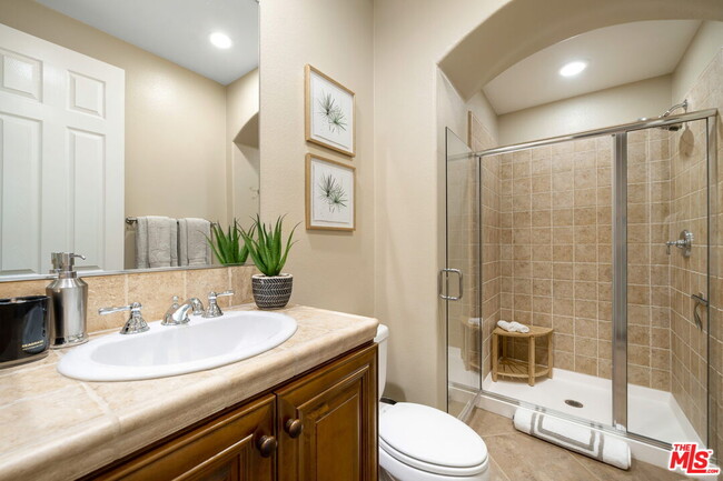 Building Photo - 61 Via Santo Tomas Dr