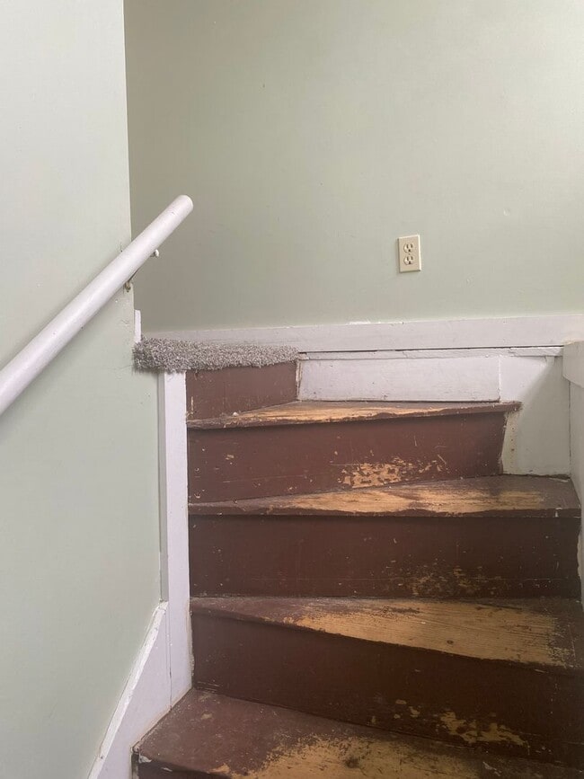 Building Photo - 2 Chapel St