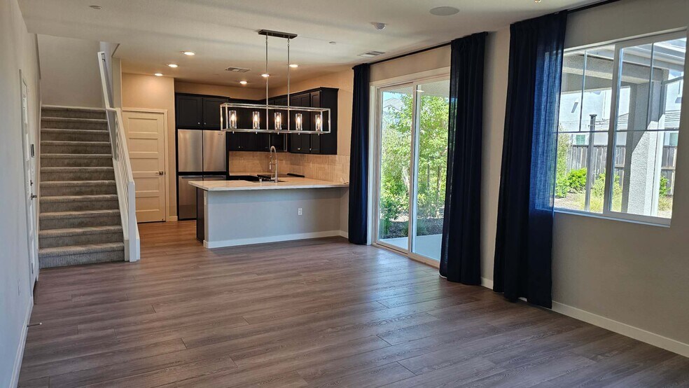 Building Photo - 10346 S Solvita Way