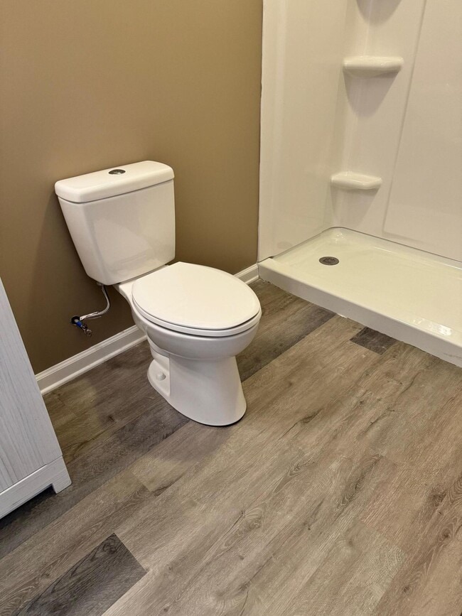 Building Photo - 222 Beechwood Dr