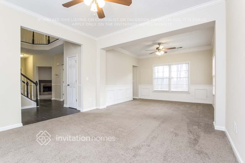 Building Photo - 7010 Surrey Dr