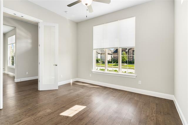 Building Photo - 12261 Hesse Dr