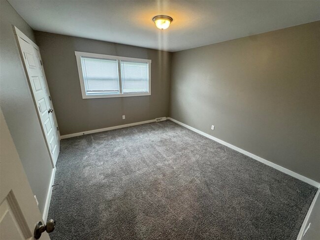 Building Photo - 820 Smith Way