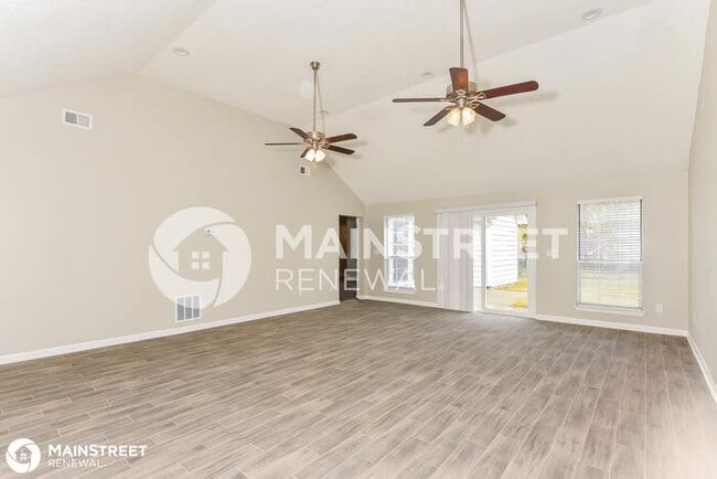 Building Photo - 155 Water view dr, STOCKBRIDGE, GA 30281