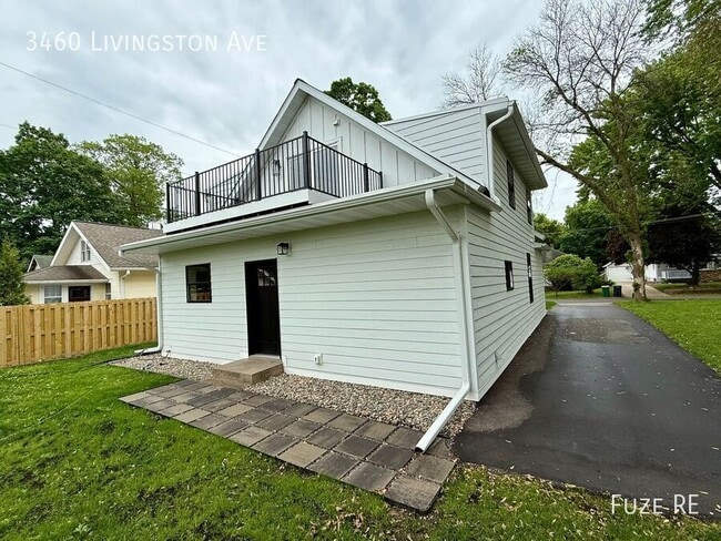 Building Photo - 3460 Livingston Ave