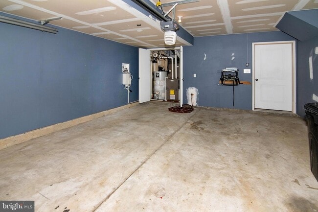 Building Photo - 517 Boxwood Ln
