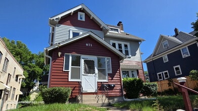 Building Photo - Utilities included PETS Welcome - Quiet Studio Apartment - Check out the VIDEO TOUR