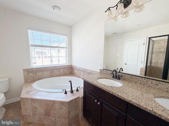 Building Photo - 23008 Meadow Mist Rd