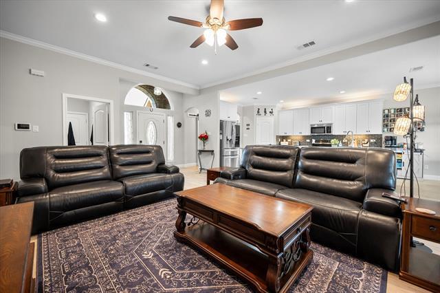 Building Photo - 12424 Messer Ct