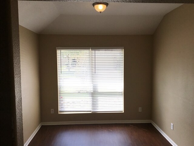 Building Photo - 15722 Youpon Valley Dr
