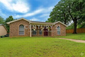 Building Photo - COMPLETELY UPDATED 4/2/2 in North Richland...