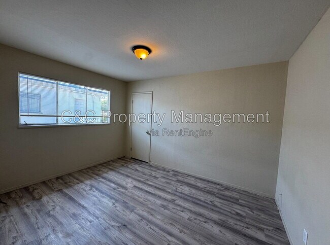 Building Photo - 2780 Argyll Ave