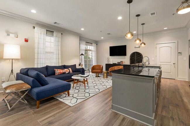 Building Photo - 1055 Piedmont Ave NE