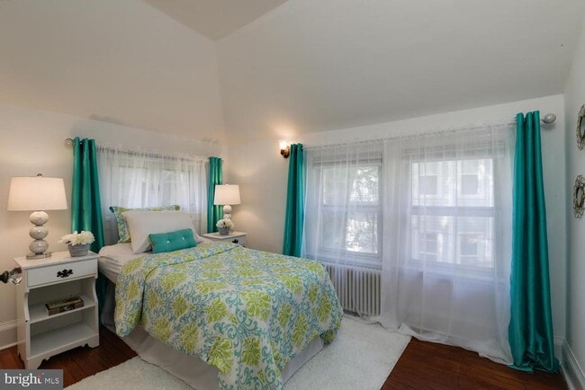 Building Photo - 30 Vandeventer Ave