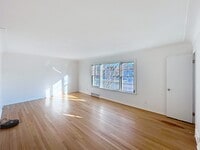 Building Photo - 18411 Chagrin Blvd