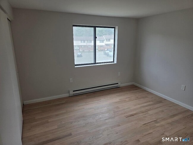 Building Photo - 39 Horton Hill Rd