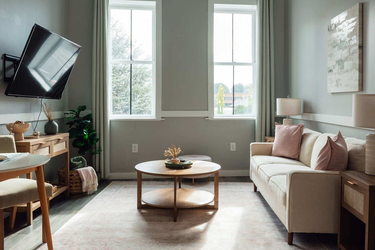 Building Photo - 117 Spring St