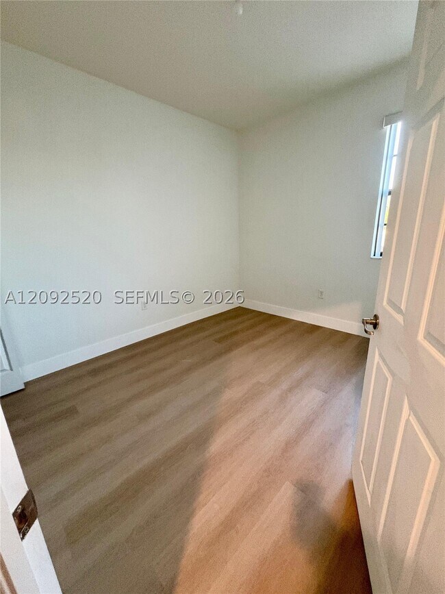 Building Photo - 9228 W 33rd Way