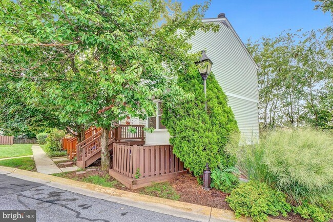 Building Photo - 12911 Walnut View Ct