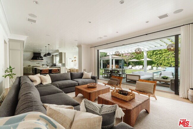 Building Photo - 957 Corsica Dr