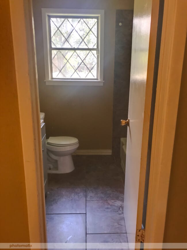 Building Photo - 3101 7th Ave N