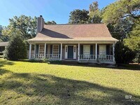 Building Photo - 102 Myrna Cir