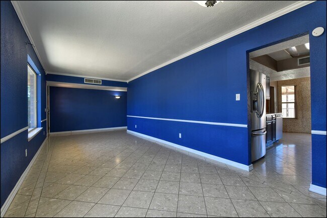 Building Photo - Coming Soon!