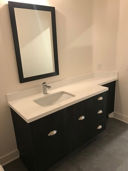 Masterbath - 2978 Ripple Pl