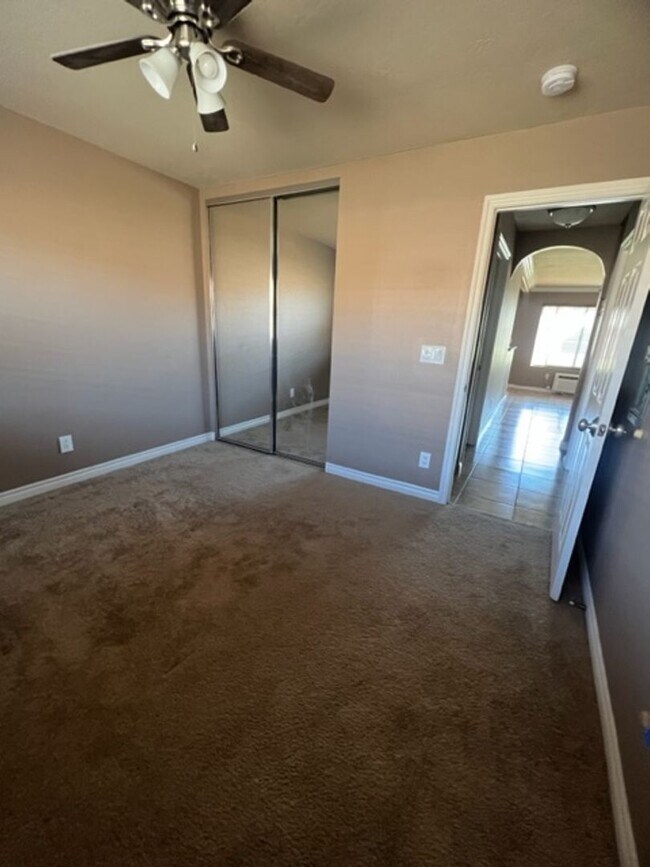 Building Photo - Two Bedroom, One Bath Condominium Home Com...