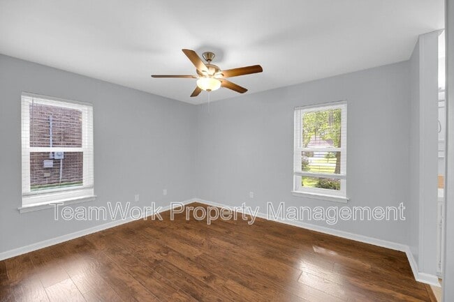 Building Photo - 2134 Vespers Dr