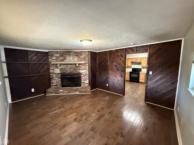 Building Photo - 2354 Shelby St