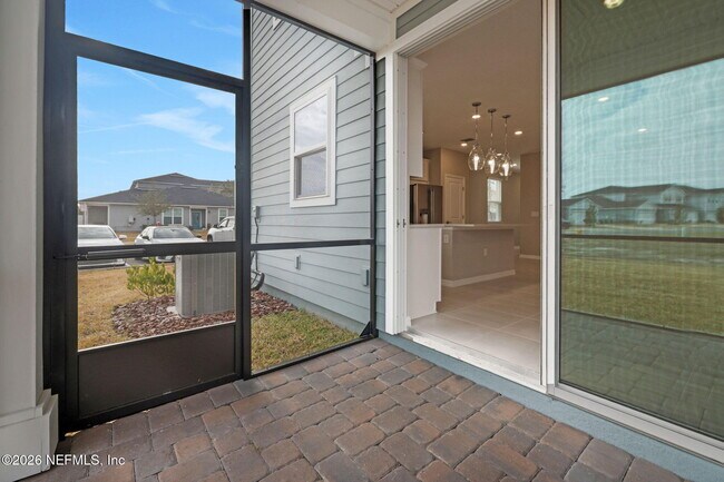 Building Photo - 365 Cherry Elm Dr