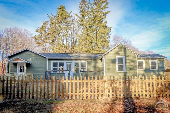 Primary Photo - 101 Orinsekwa Rd