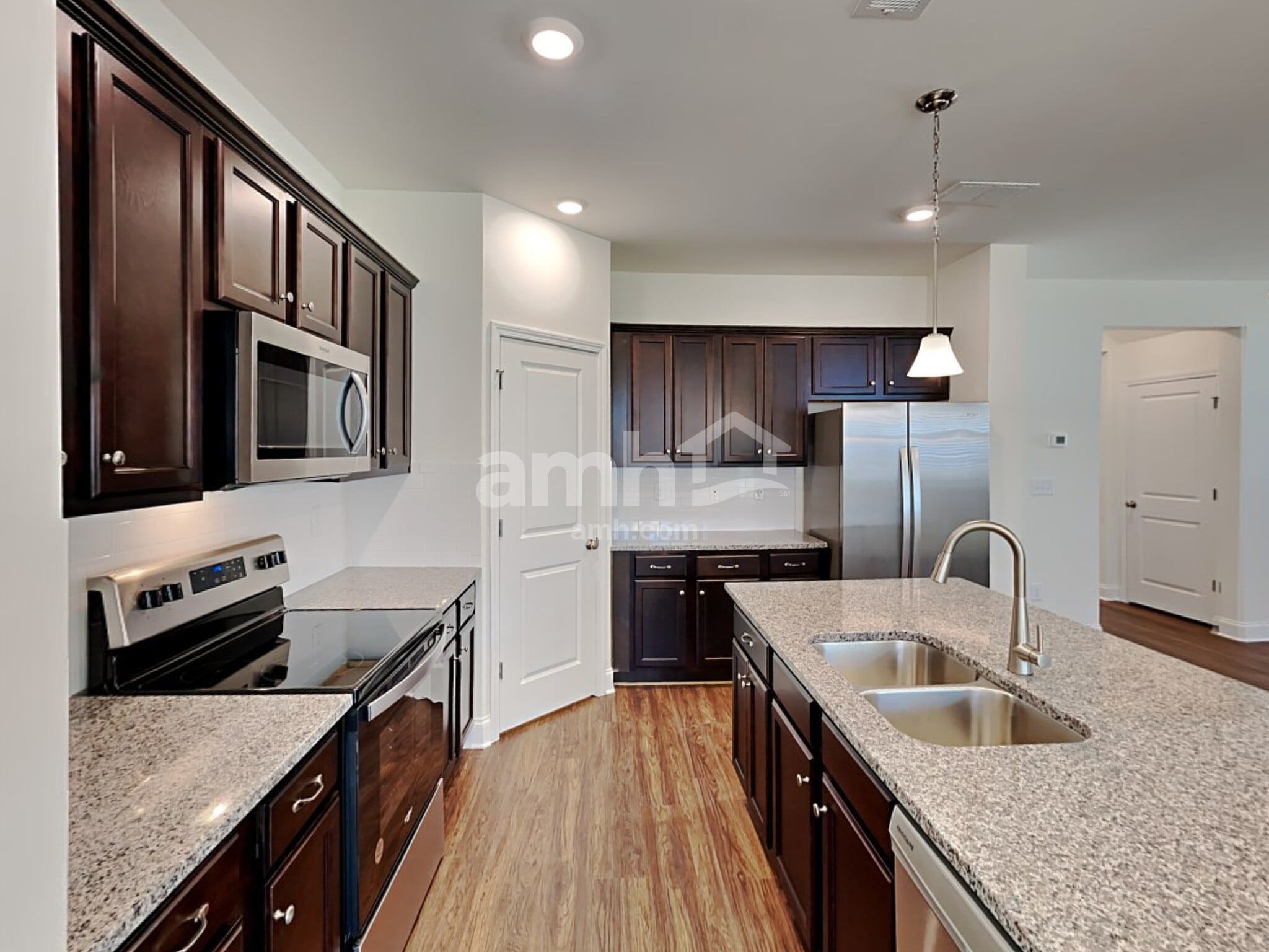 Building Photo - 216 Rivulet Dr