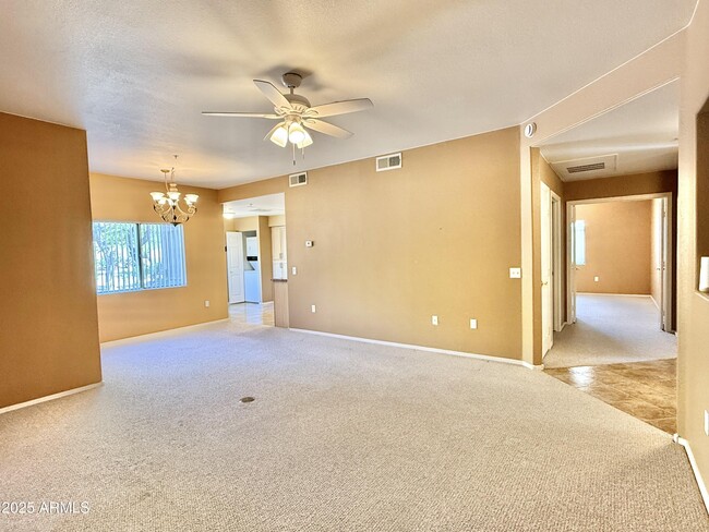Building Photo - 15050 N Thompson Peak Pkwy