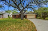 Building Photo - 306 Woodstone Dr