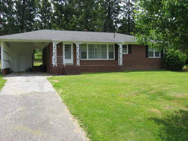 Building Photo - 307 Oak Grove Rd