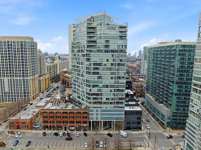 Building Photo - 510 W Erie St