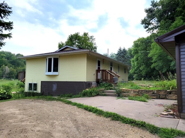 Building Photo - Single Family Home