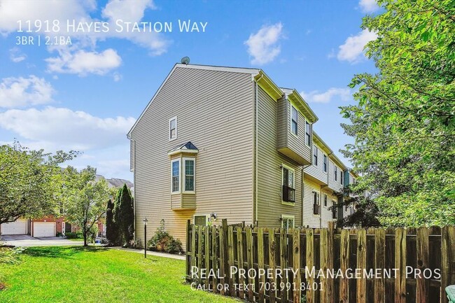 Building Photo - 11918 Hayes Station Way