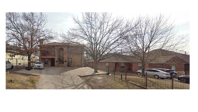 Building Photo - 1920 Lagonda Ave