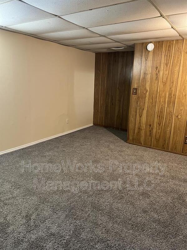 Building Photo - 462 Norvelle Ct