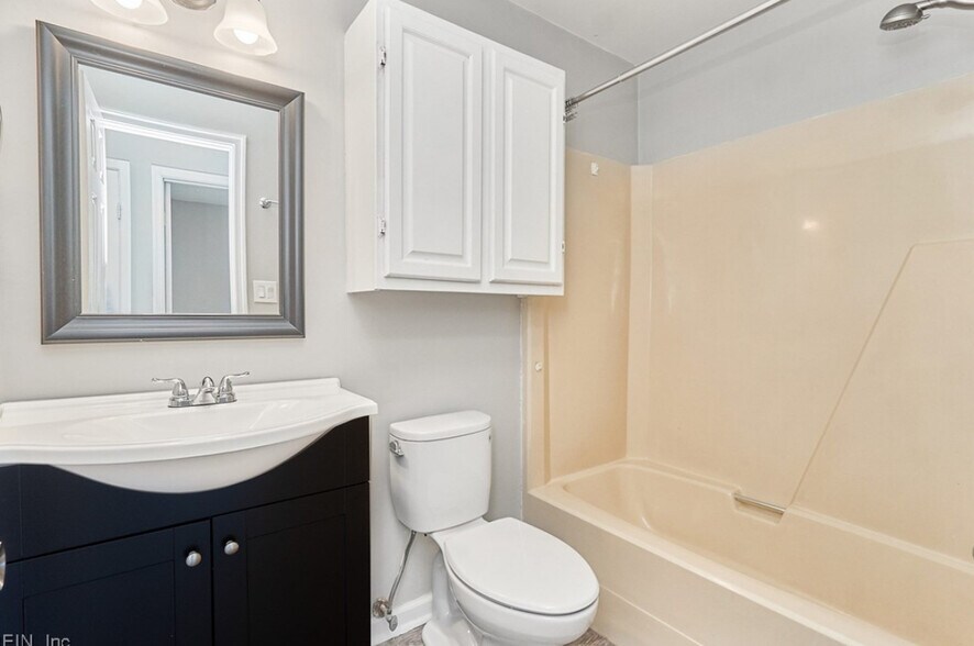 Building Photo - 4731 Marlwood Way