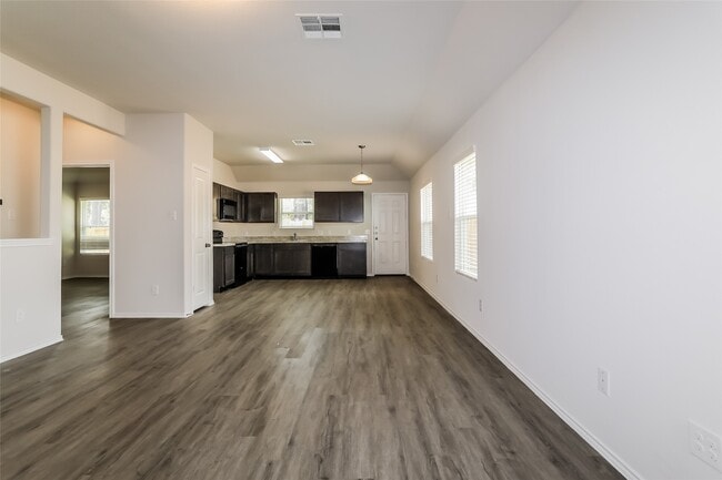 Building Photo - 212 Mouflon Dr