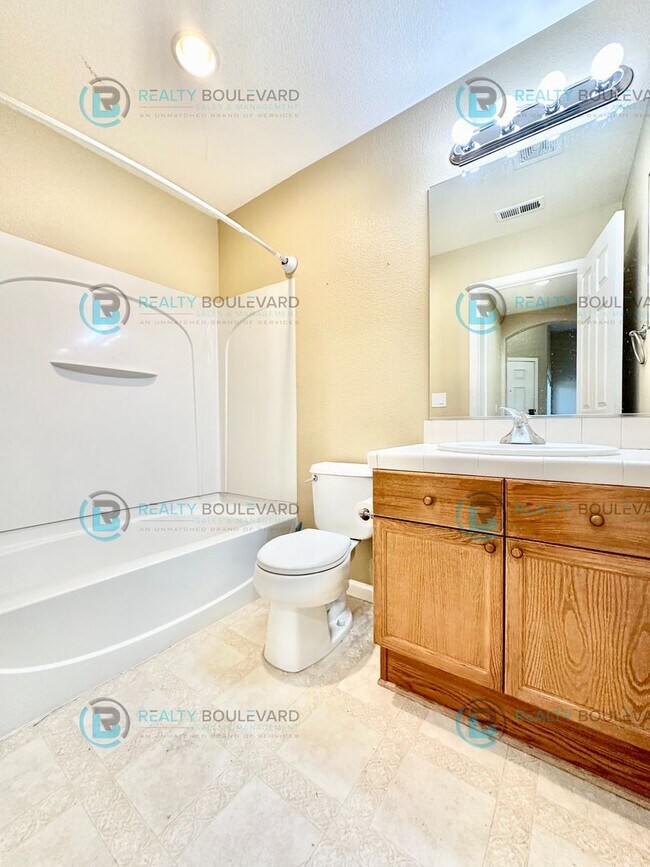 Building Photo - Open Layout, Big Yard, Great Location—This One Has It All!