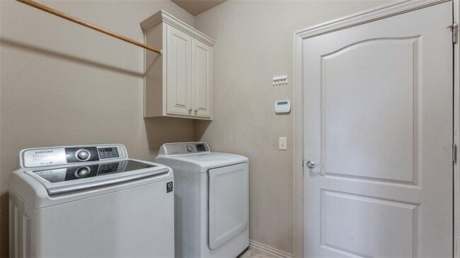 Building Photo - 4200 SW Cornerstone Rd